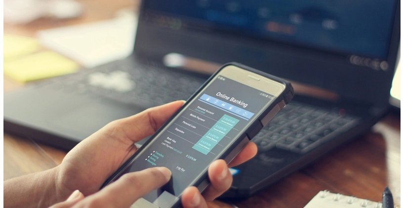 How_Financial_Institutions_Can_Leverage_Custom_Web_Systems_for_Engagement_1