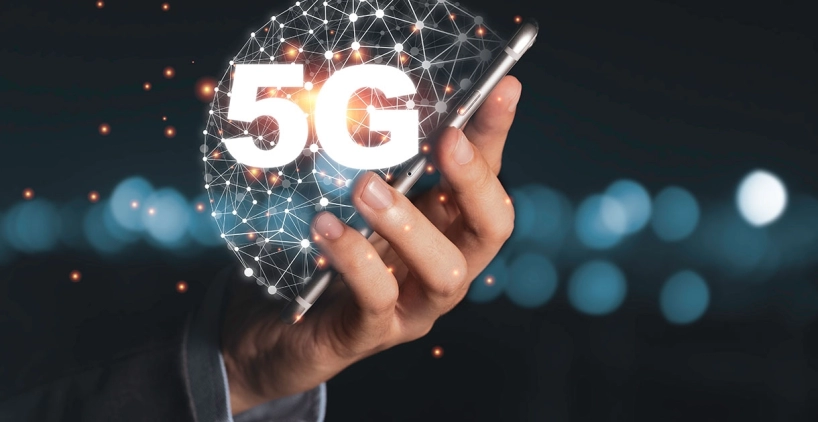 Mobile-First_Design_The_Importance_of_Responsive_Websites_in_the_5G_Era_1